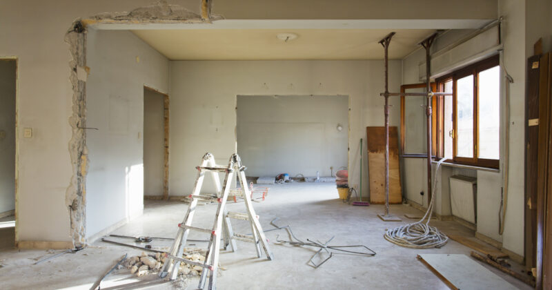 Apartment not renovated, room before renovation